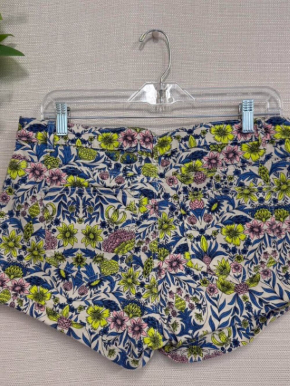 H&M Women's Multicolor Shorts - Picture 3 of 5
